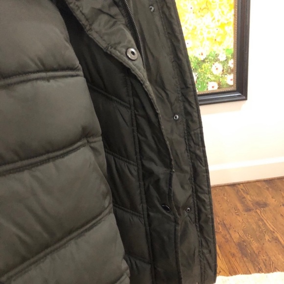 Kenneth Cole olive puffer jacket with faux fur trim - Picture 6 of 6